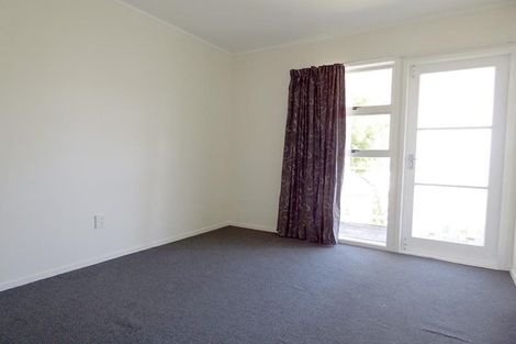 Photo of property in 18 Stoll Place, Clendon Park, Auckland, 2103