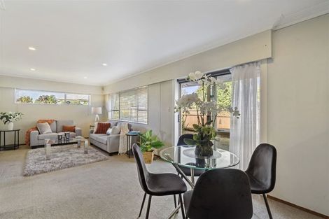 Photo of property in 2/32 Opaheke Road, Papakura, 2110