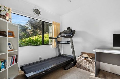 Photo of property in 3 Pilot Lane, Whitby, Porirua, 5024