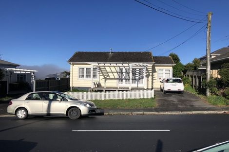 Photo of property in 19 Ironside Road, Johnsonville, Wellington, 6037