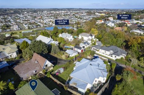 Photo of property in 3 Smart Terrace, Saint Johns Hill, Whanganui, 4500