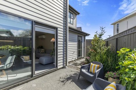 Photo of property in 6b Te Whiti Grove, Waterloo, Lower Hutt, 5011