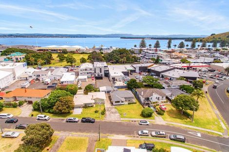 Photo of property in 6 Pitau Road, Mount Maunganui, 3116