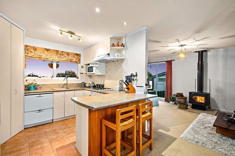 Photo of property in 24 Anich Road, Massey, Auckland, 0614