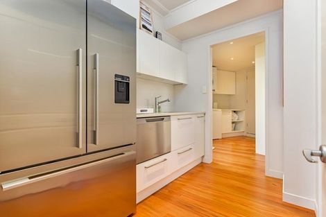 Photo of property in 24 Whitby Crescent, Mairangi Bay, Auckland, 0630