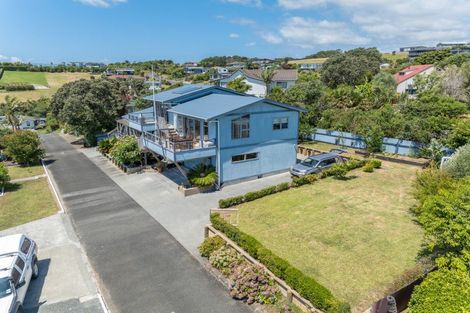 Photo of property in 43 Stratford Drive, Cable Bay, 0420