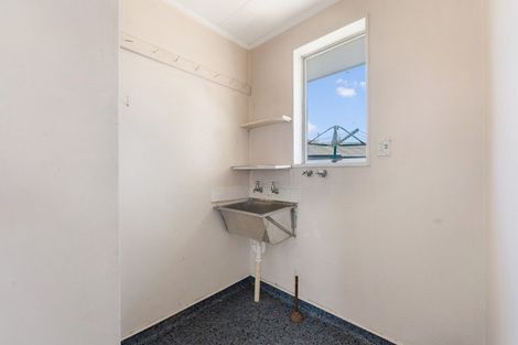 Photo of property in 27 Heather Street, Levin, 5510