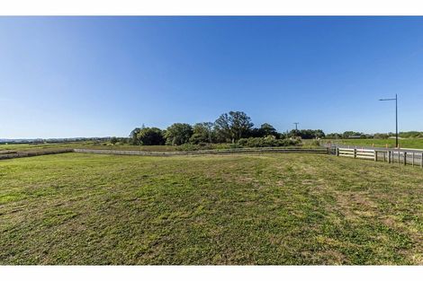 Photo of property in 36a Dyke Road, Karaka, Papakura, 2580