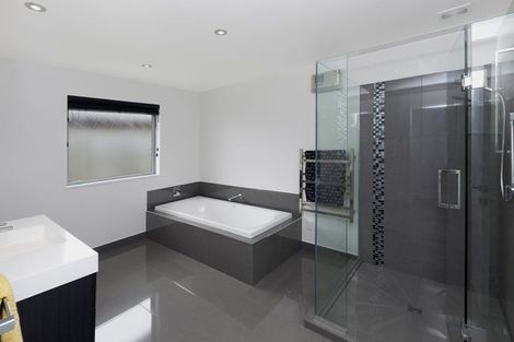 Photo of property in 3 Leonie Lane, West Melton, 7618