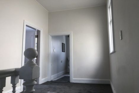 Photo of property in 38 Macdonald Crescent, Te Aro, Wellington, 6011