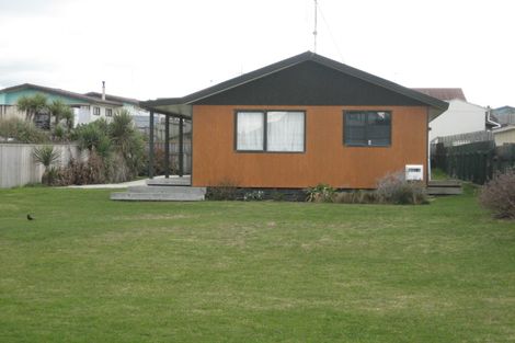 Photo of property in 66 Park Avenue, Waitarere Beach, Levin, 5510