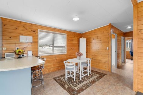 Photo of property in 39 Kiharoa Street, Otaki Beach, Otaki, 5512