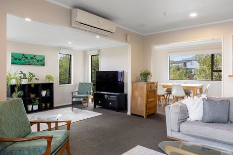 Photo of property in 54 Saint James Street, Richmond Heights, Taupo, 3330