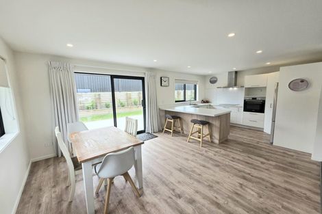 Photo of property in 13 Royal Oak Crescent, Holmes Hill, Oamaru, 9401