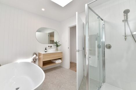 Photo of property in 35b St James Avenue, Helensville, 0800