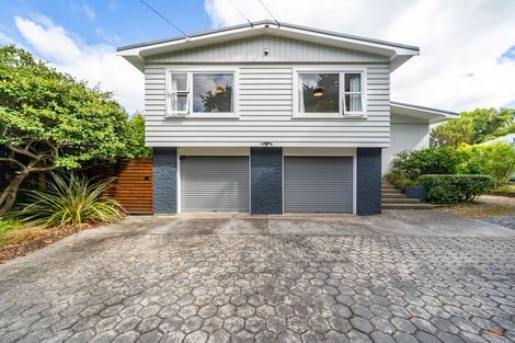 Photo of property in 29 Paekakariki Hill Road, Pauatahanui, Porirua, 5381