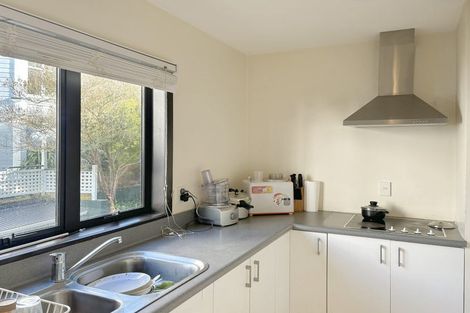 Photo of property in 240 The Terrace, Wellington Central, Wellington, 6011