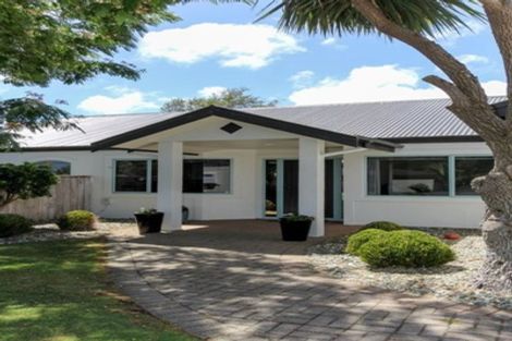 Photo of property in 83 Branch Road, Highlands Park, New Plymouth, 4312