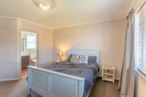 Photo of property in 23 Jillett Street, Titahi Bay, Porirua, 5022