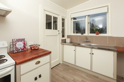 Photo of property in 16 Pukeko Street, Frankton, Hamilton, 3204