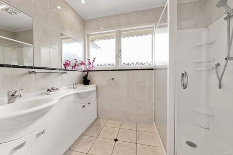 Photo of property in 9 Yacht Place, Bucklands Beach, Auckland, 2012