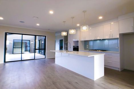 Photo of property in 38 Hikuawa Road, Flat Bush, Auckland, 2019