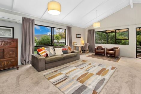 Photo of property in 5a St Michaels Avenue, Point Chevalier, Auckland, 1022