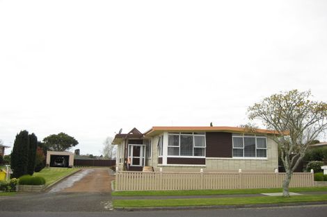 Photo of property in 41 Nevada Drive, Merrilands, New Plymouth, 4312