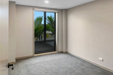 Photo of property in 104/2 Launch Road, Hobsonville, Auckland, 0616