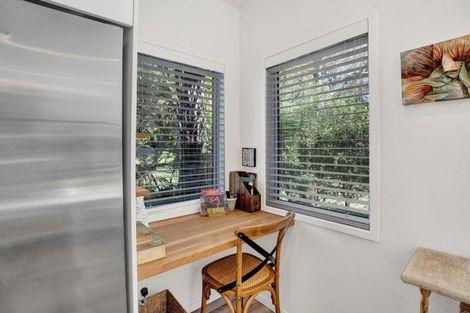 Photo of property in 14a Clawton Street, Westown, New Plymouth, 4310