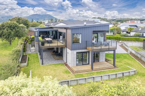 Photo of property in 21 Coprosma Crescent, Waipahihi, Taupo, 3330