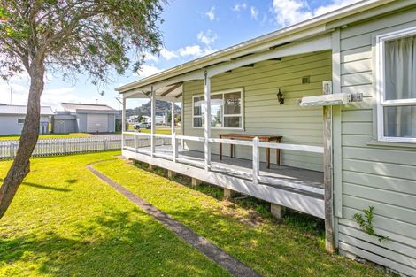 Photo of property in 2 Tokoroa Road, Tairua, 3508