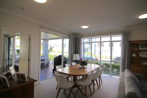 Photo of property in 20 Panorama Heights, Orewa, 0931
