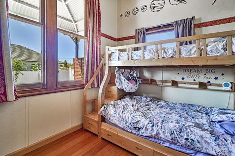 Photo of property in 2/918 Nelson Street North, Mahora, Hastings, 4120