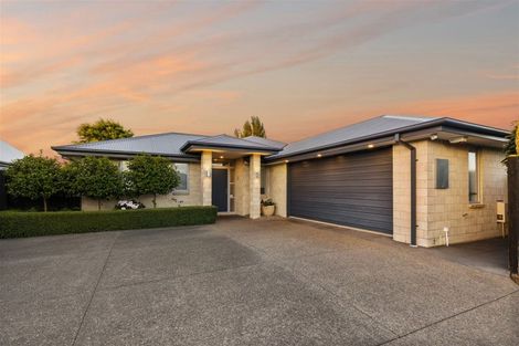 Photo of property in 4 Millpark Place, Northwood, Christchurch, 8051