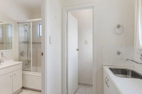 Photo of property in 1/137 Shakespeare Road, Milford, Auckland, 0620