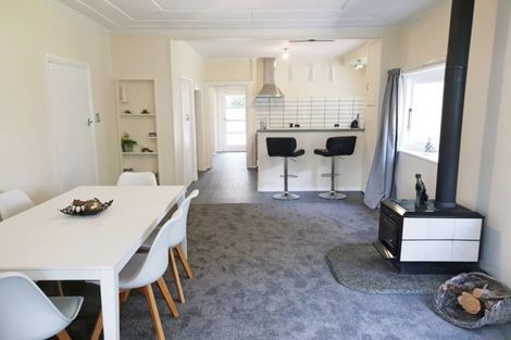 Photo of property in 54 Burns Street, Dannevirke, 4930