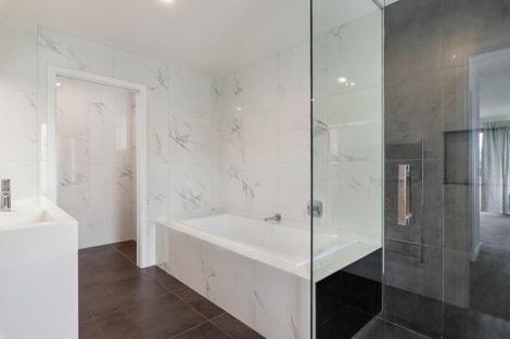 Photo of property in 314 Beacon Point Road, Wanaka, 9305