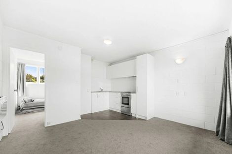 Photo of property in 3h Mountain Road, Mount Wellington, Auckland, 1060