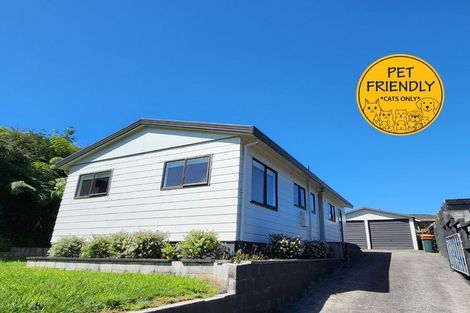 Photo of property in 118 Riversdale Drive, Merrilands, New Plymouth, 4312