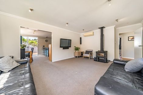 Photo of property in 3 Discovery Drive, Whitby, Porirua, 5024