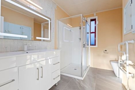 Photo of property in 542 Weymouth Road, Weymouth, Auckland, 2103