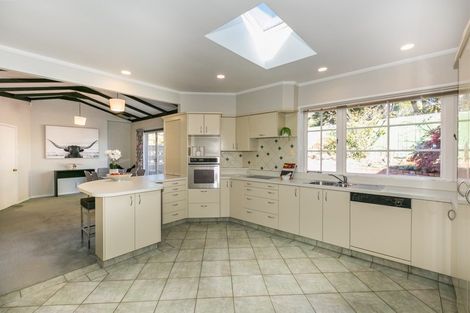 Photo of property in 40 Tauroa Road, Havelock North, 4130