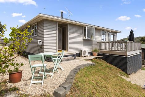 Photo of property in 9 Helen Place, Raglan, 3225