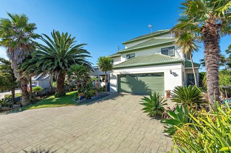 Photo of property in 8 Commodores Close, Coastlands, Whakatane, 3120