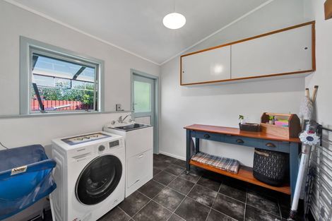 Photo of property in 41 Dives Avenue, Hawera, 4610