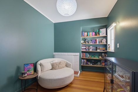Photo of property in 11 Rutherford Road, Marewa, Napier, 4110