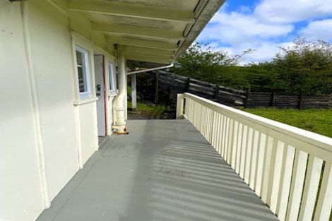 Photo of property in 57 Candia Road, Henderson Valley, Auckland, 0614