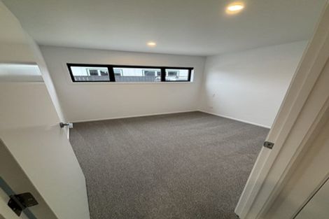 Photo of property in 140 Ngamotu Road, Spotswood, New Plymouth, 4310
