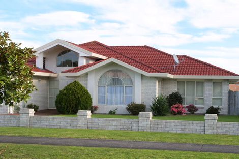 Photo of property in 8 Astoria Place, Northpark, Auckland, 2013